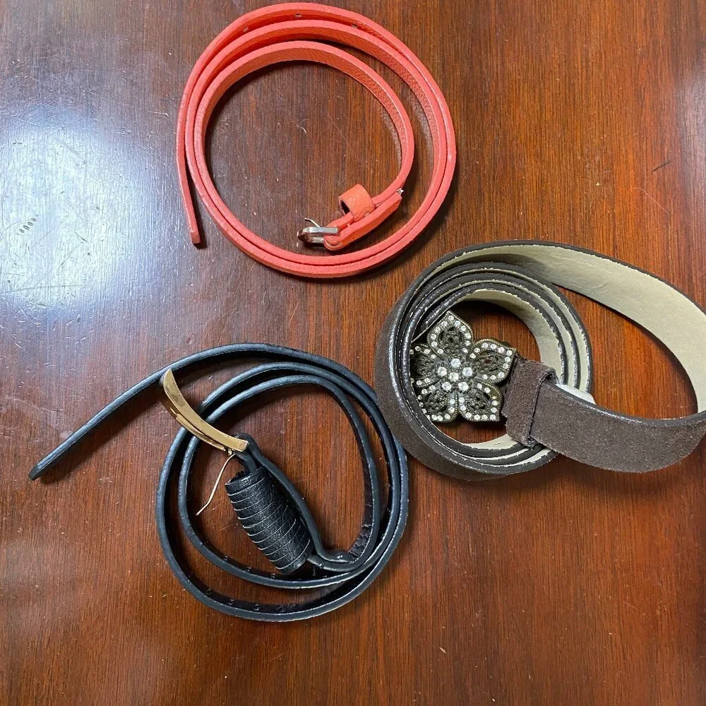 LOT OF 3 Belts women - pink /brown and black LEATHER S/M